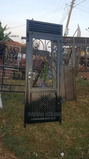 Metallic Back Doors 2023