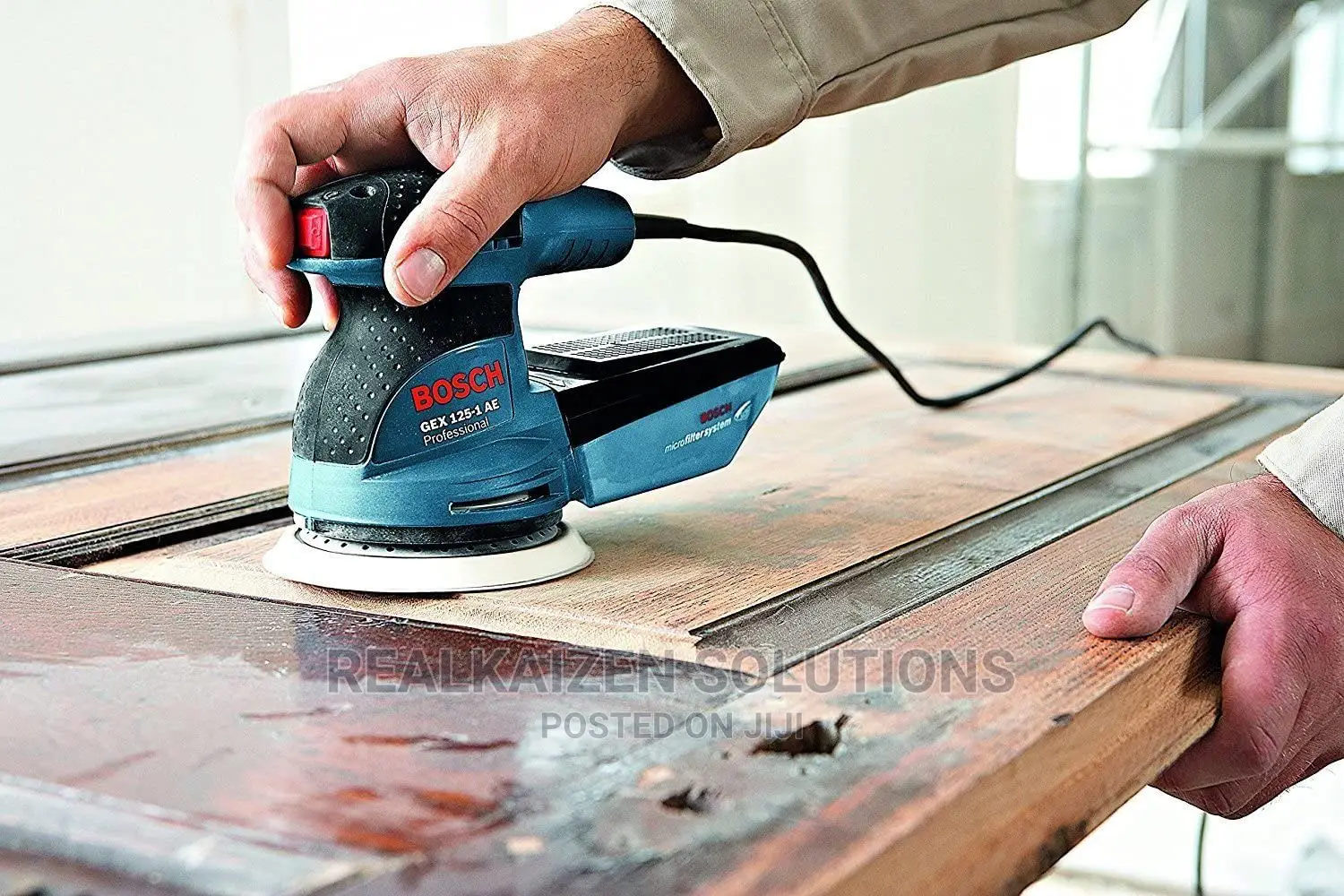 German BOSCH Random Orbital Heavy Duty Professional Sander