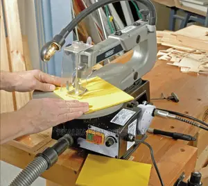UK Draper 405mm Variable Speed Scroll Saw With Worklight