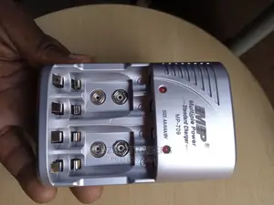 Multiple Power Mp 709 Standard Charger 4slots For Aa Aaa/9v
