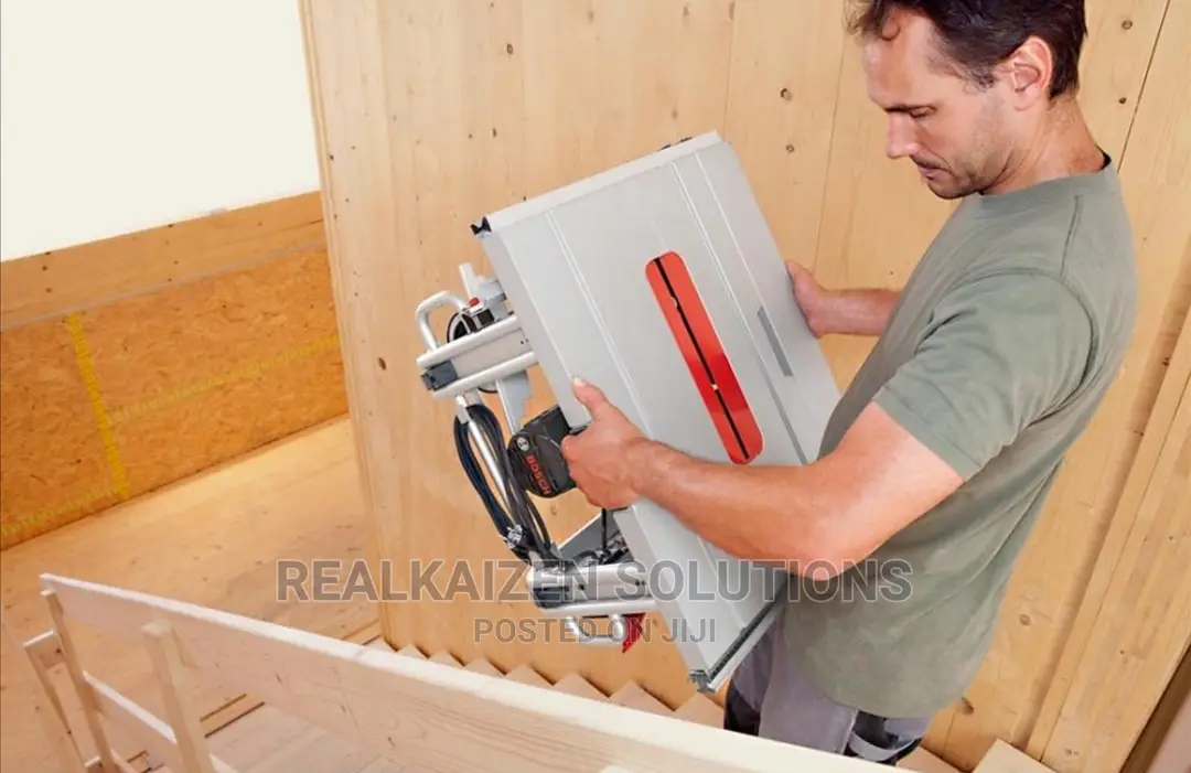 German Bosch Professional 254mm Table Saw 1800W