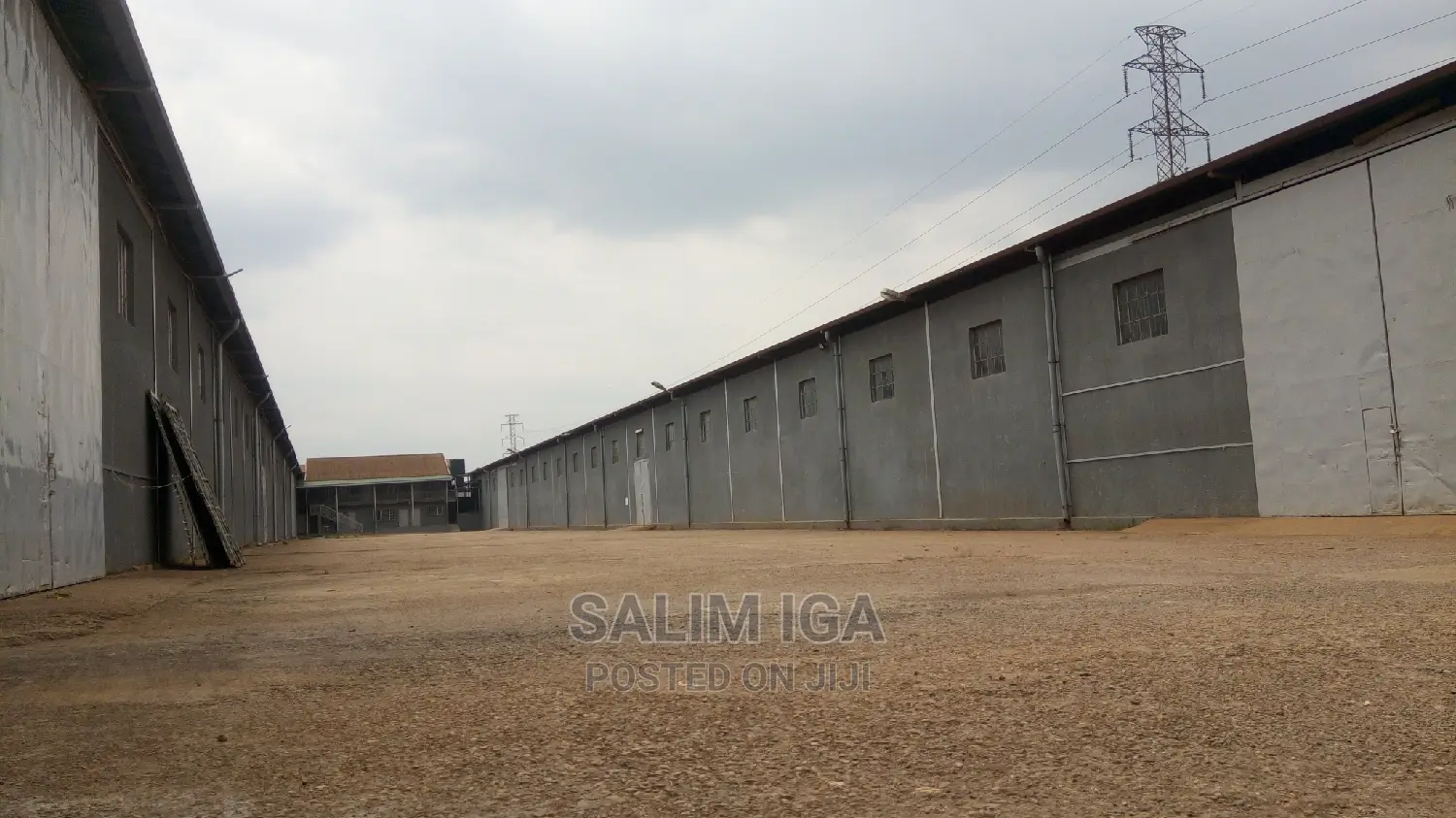Warehouse in Town