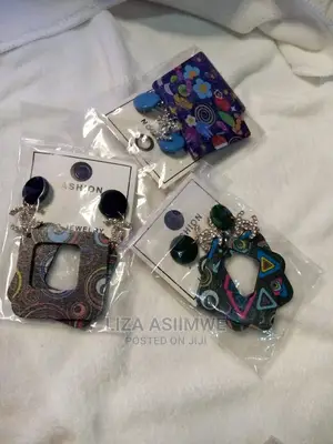 Afro African Earpins