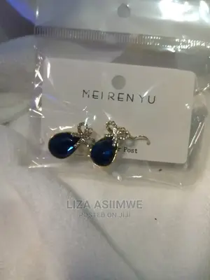 Lady Earpins