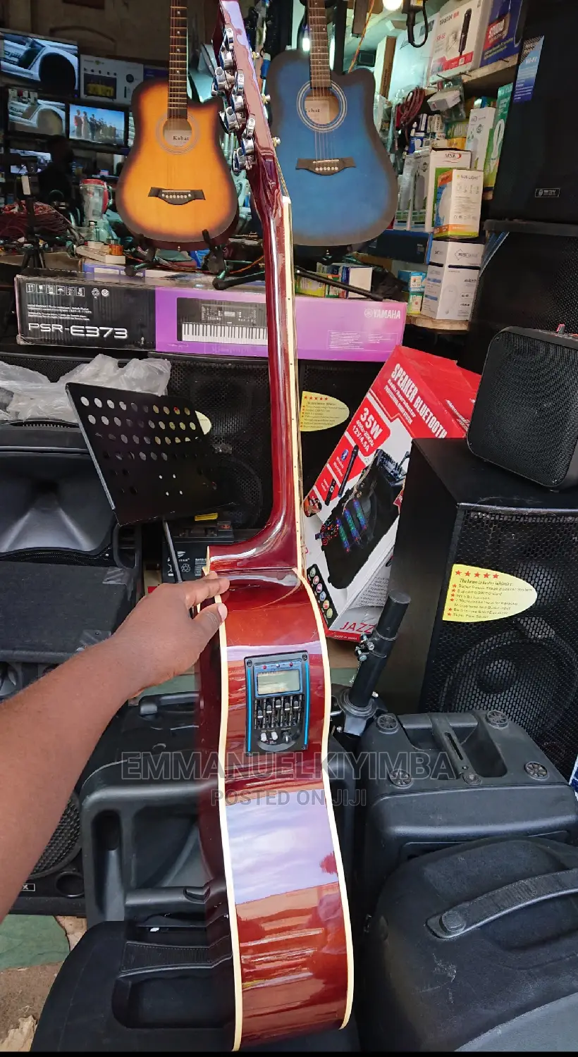 Yamaha Amplified Guitar