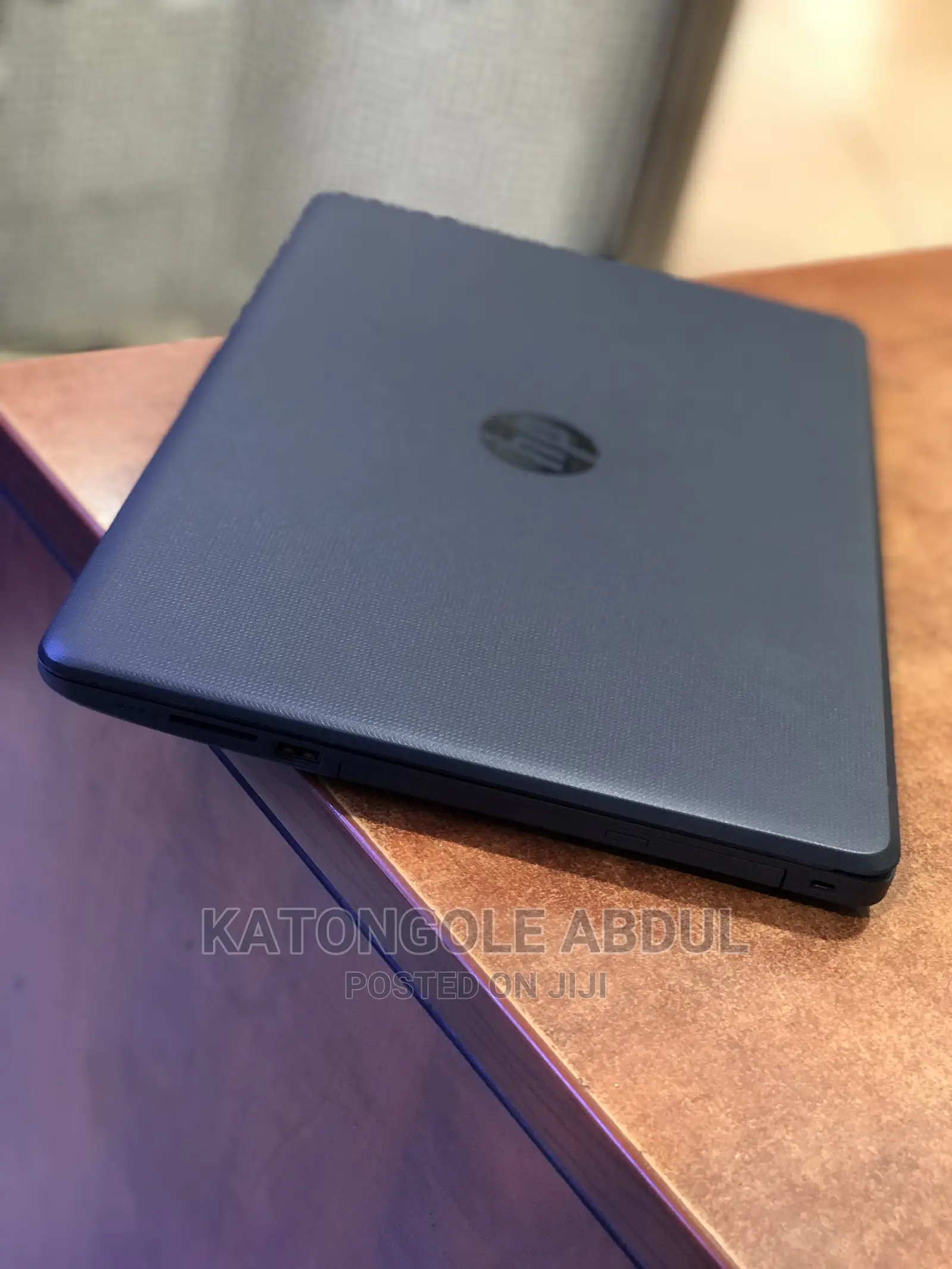 Laptop HP 250 G6 4GB Intel Core I5 HDD 1T