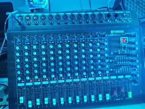 Yamaha Amp Mixe 12channels