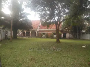 4bdrm Bungalow in Kololo, Kampala for Rent