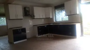 4bdrm Townhouse in Kololo Property, Kampala for Rent