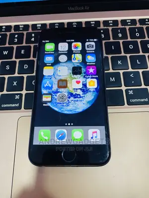 Apple iPhone 6 64 GB Black