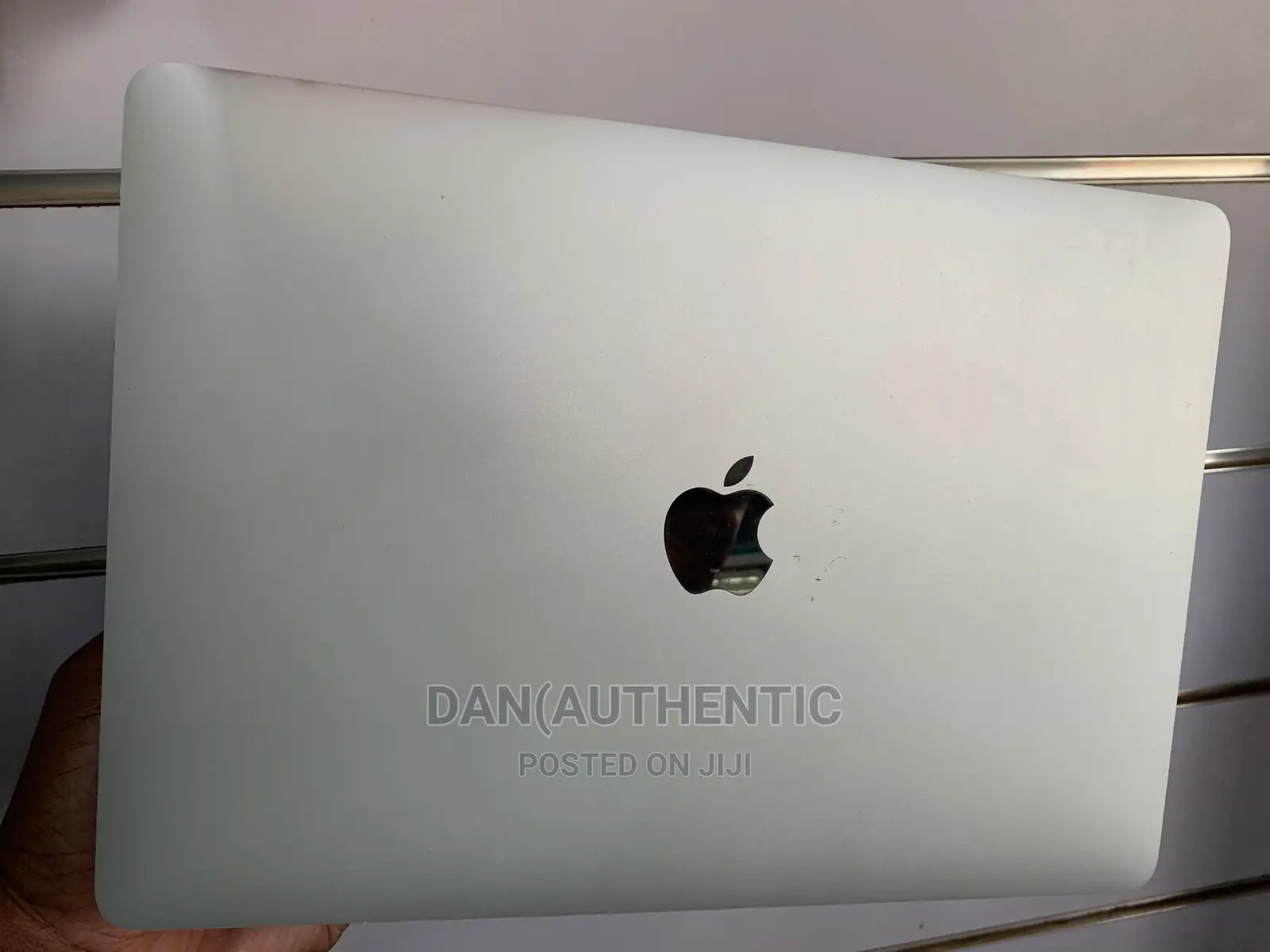 Laptop Apple MacBook Pro 2017 8GB Intel Core I5 SSD 1T