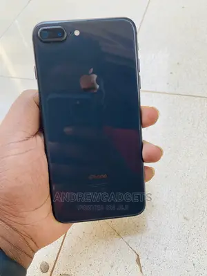 Apple iPhone 8 Plus 64 GB Black