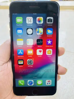 Apple iPhone 8 Plus 64 GB Black