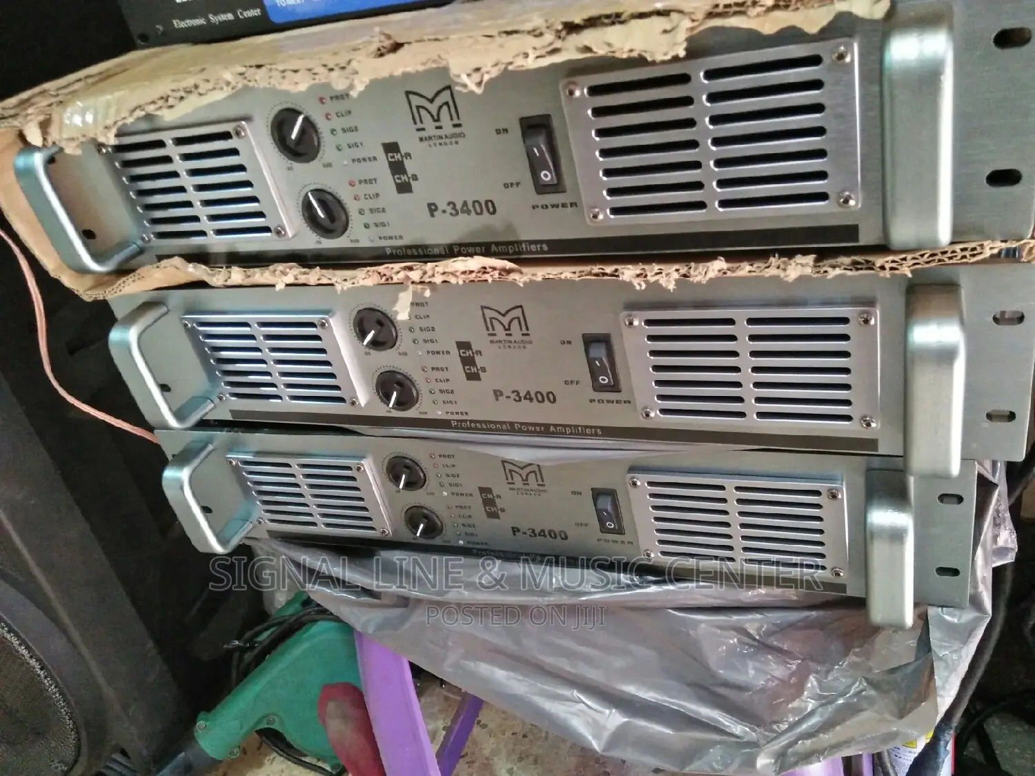 M- Audio /Martin Audio 3400 Amplifier