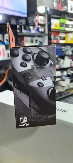 Nintendo Switch Pro Controller