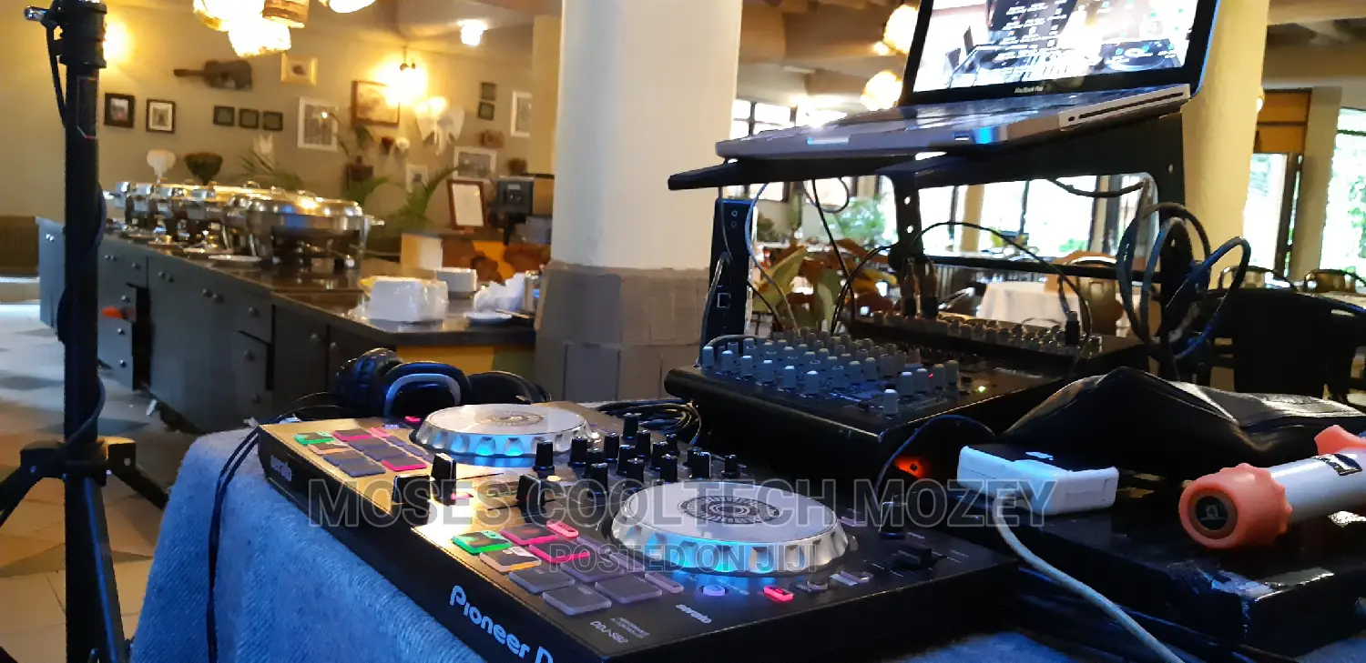 Mobile Disco.Pa Lights Projector/ Screens Etc for Hire