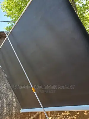 Projectors And Projector Screens For Hire