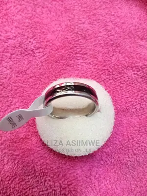 Fancy and Unique Rings