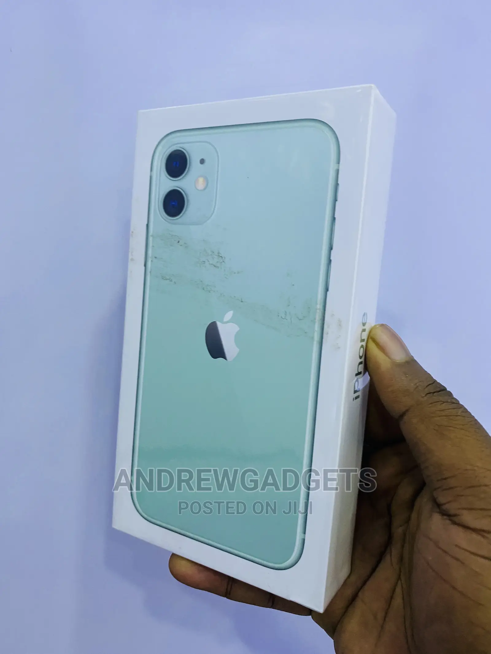 New Apple iPhone 11 128 GB Green