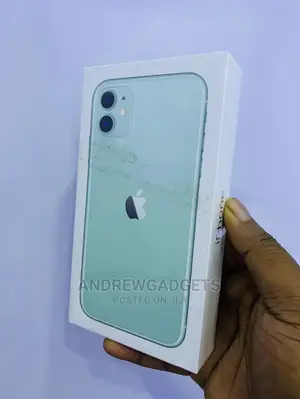 New Apple iPhone 11 128 GB Green