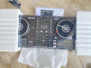 Numark Mixtrack Pro Fx