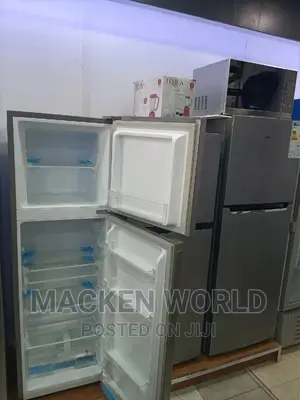 Hisense Fridge 220L