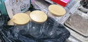 Glass Storage Containers With a Bambo Lid