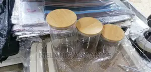 Glass Storage Containers With a Bambo Lid