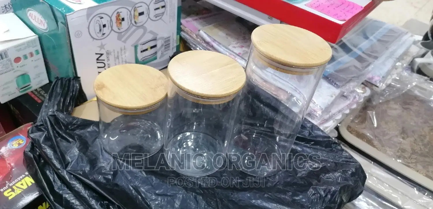 Glass Storage Containers With a Bambo Lid