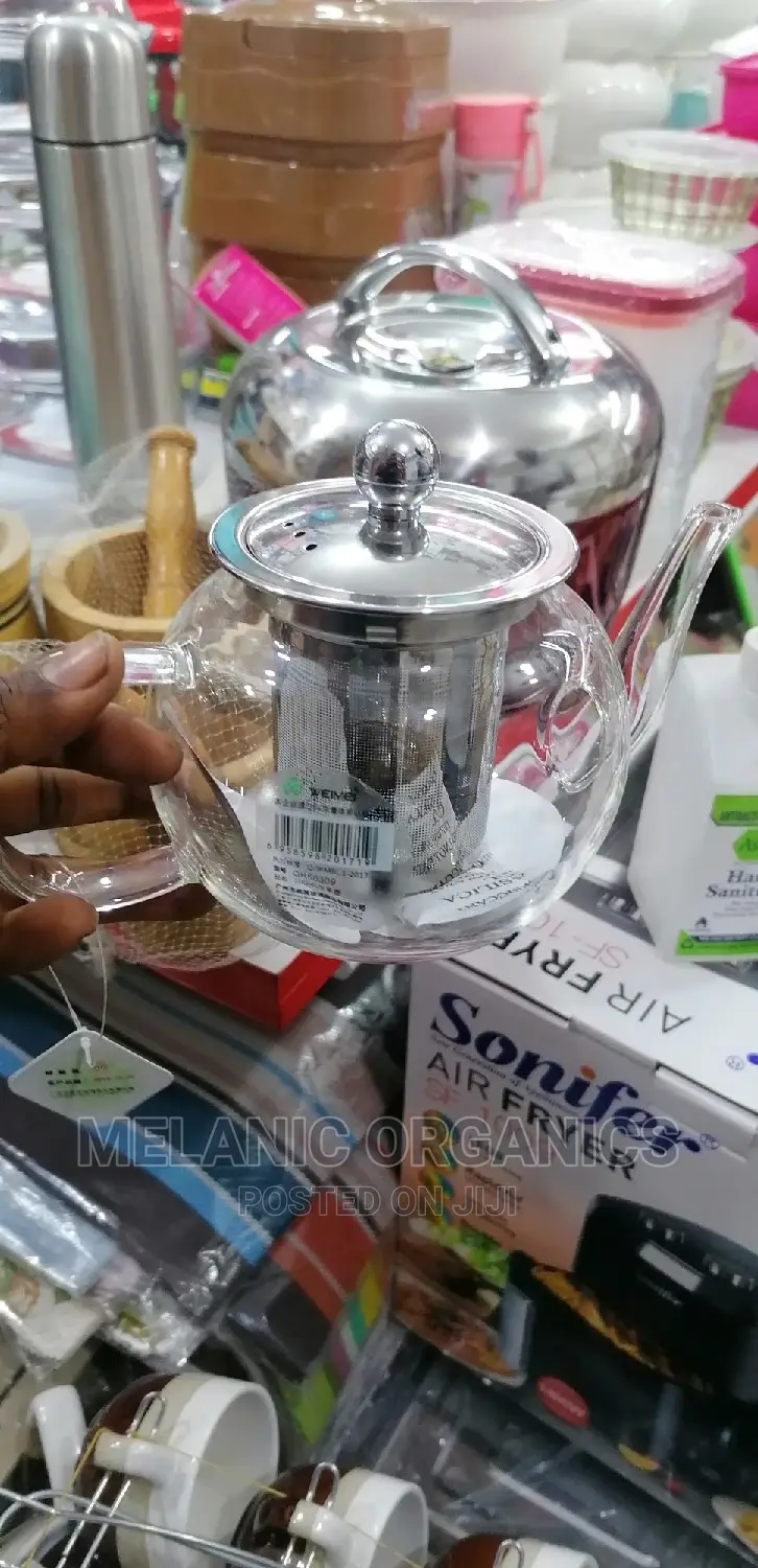 Glass Tea Pot With A Residue Filter