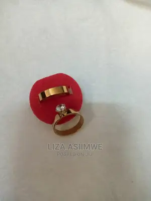 Genuine And Quality Engagement And Wedding Rings