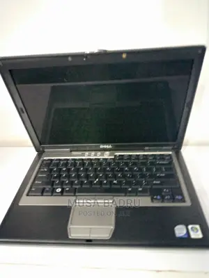 Laptop Dell Latitude D610 2GB Intel Core 2 Duo HDD 350GB
