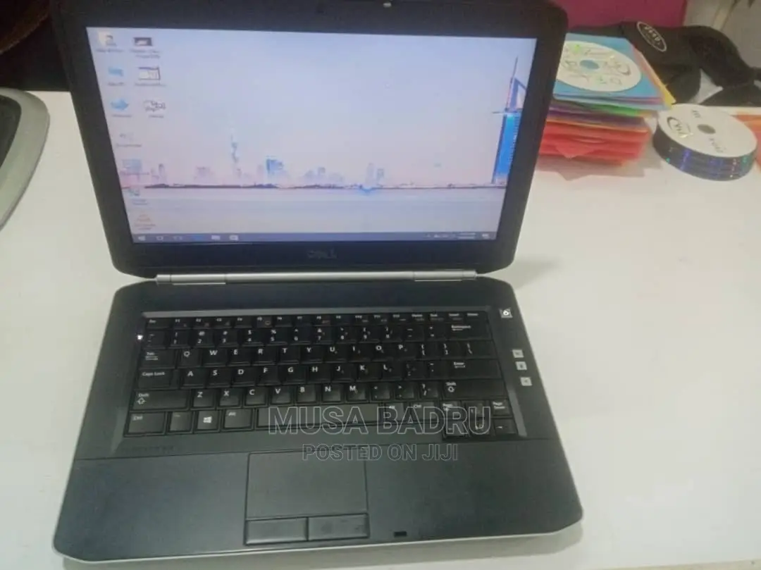 Laptop Dell Latitude E5420 4GB Intel Core 2 Duo HDD 320GB