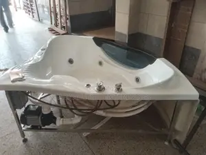 Corner JACUZZI