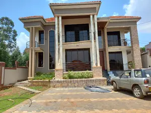 Furnished 5bdrm Mansion in Kira for Sale
