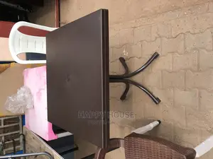 Plastic Strong Table