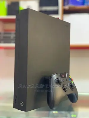 Xbox One X (Eafc 26 + 16 Games)