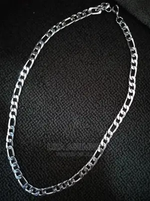 Genuine and Unique Men's Chain's (Plain)