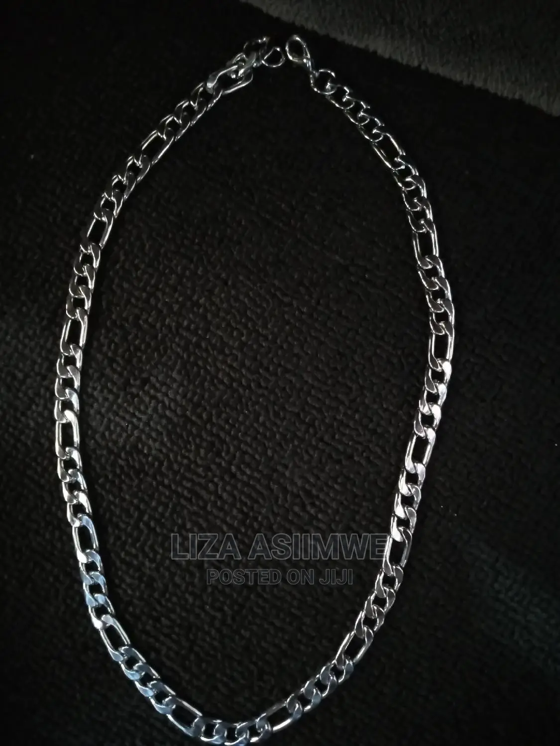Genuine and Unique Men's Chain's (Plain)
