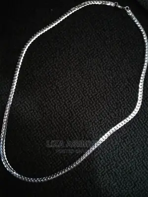 Nice and Authentic Men's Chain's (Necklace)