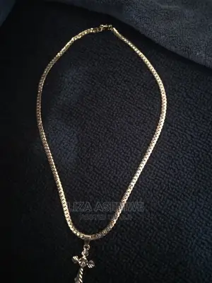 Authentic Men's Chain's With A Cross Pendant