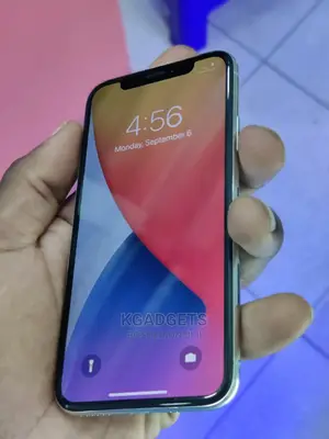 Apple iPhone X 64 GB White