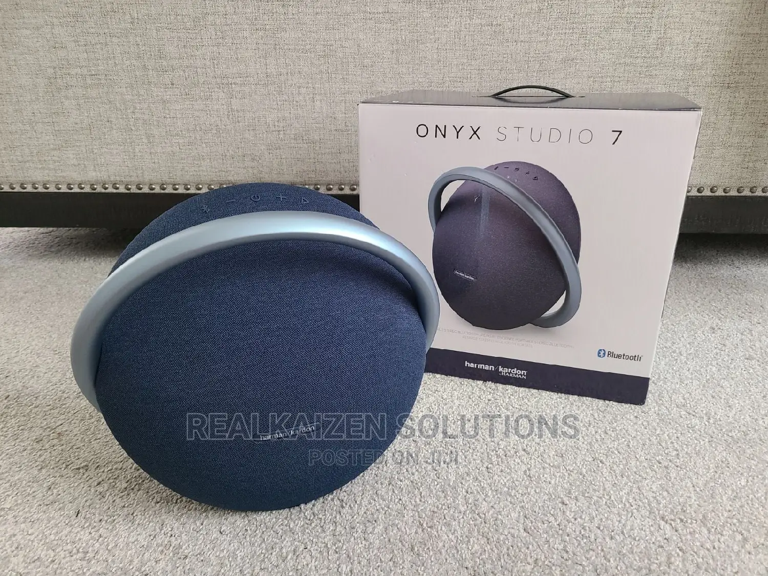 HARMAN KARDON Onyx Studio 7 Portable IPX7 Bluetooth Speaker