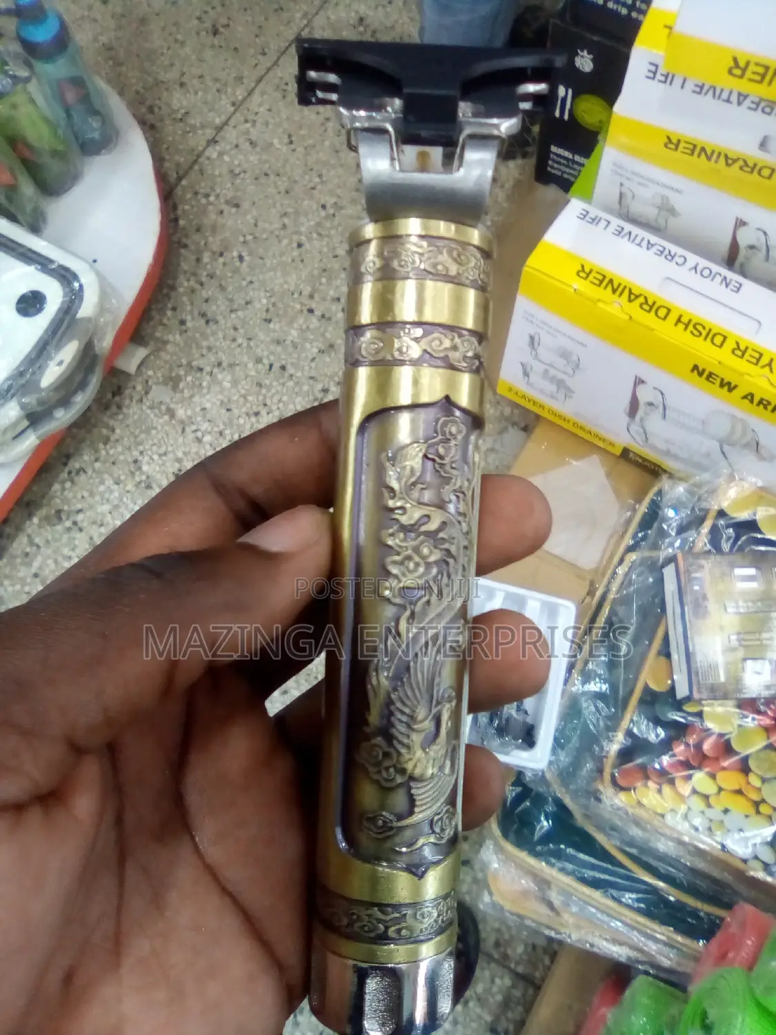Dragon Rechargeable Shaver