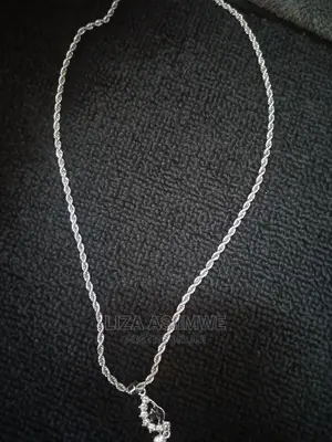 Authentic and Nice Chain's (Unisex)