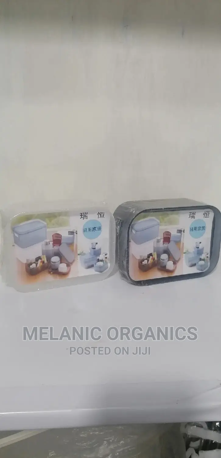 Make Up Organizer
