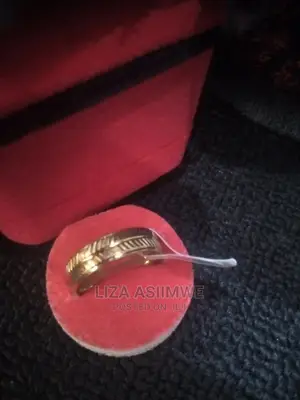 Quality and Unique Wedding Rings for Men