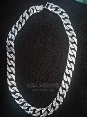 Men's Quality and Unique Iced Chain's(Unisex)