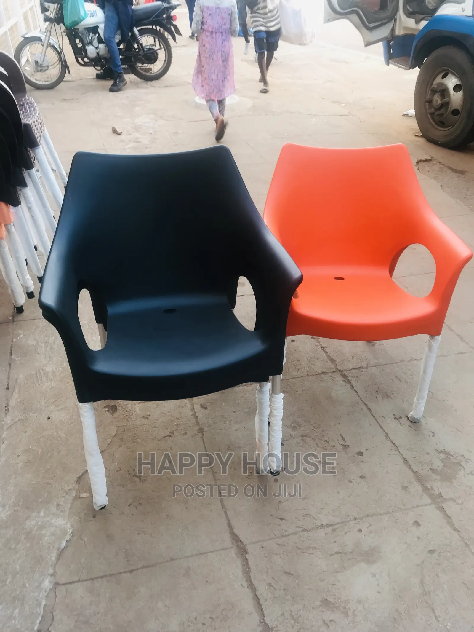 Plastic Strong Chairs