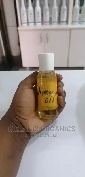 Almond Oil Cold Pressed